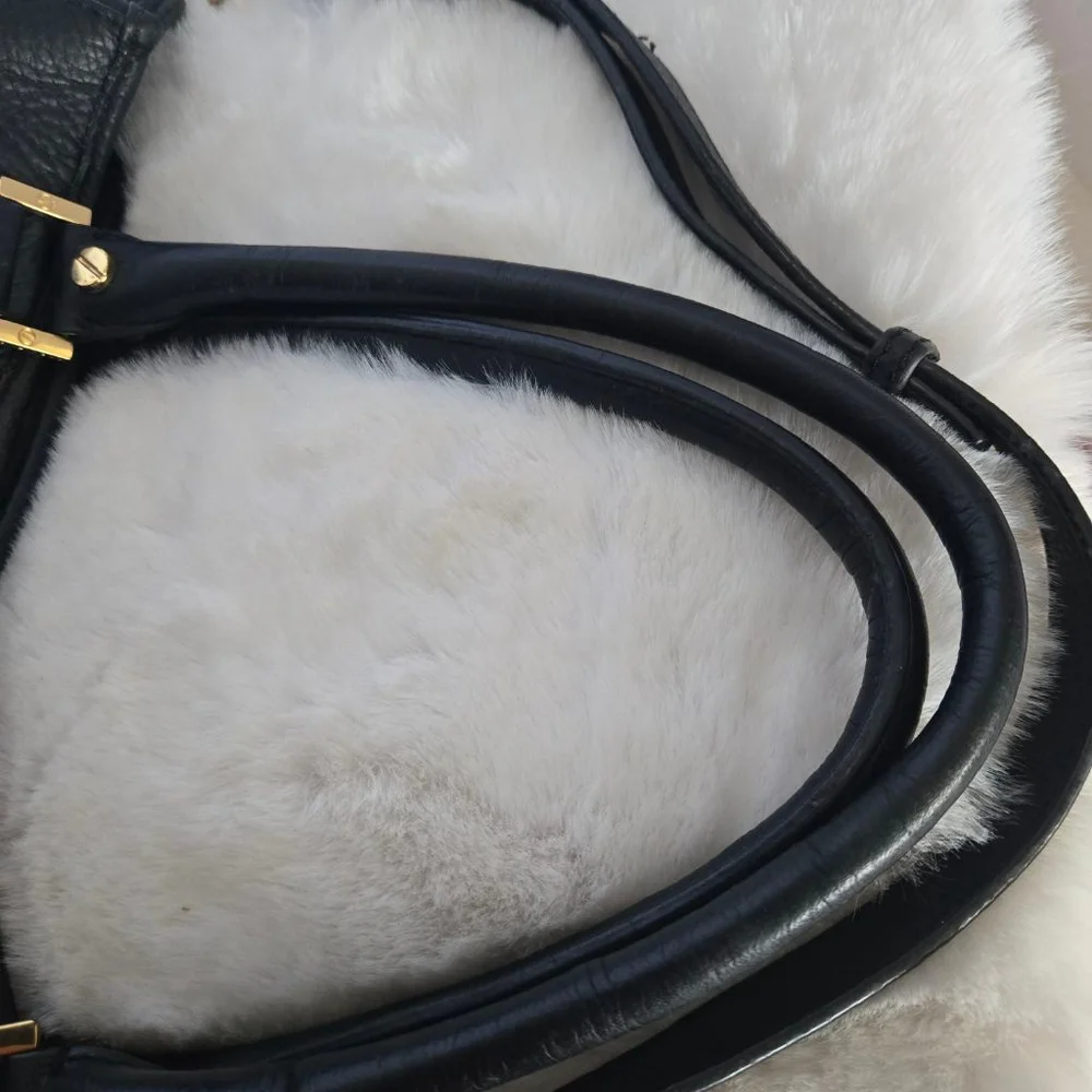 Women's Tory Burch Amanda Classic Hobo Black Pebbled Leather Crossbody Bag